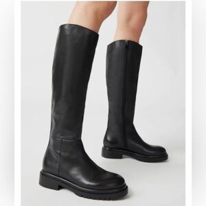 Steve Madden Raphaella Boots in Black Leather